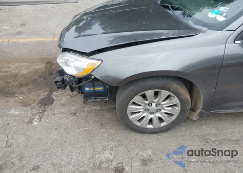 2014 Chrysler 200 Lx from USA, damaged, VIN 1C3CCBAB6EN204588